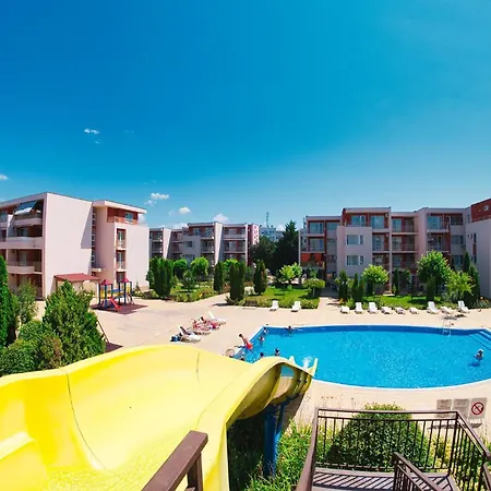 Apartamento - Sleeps 6 Pet Friendly & 6 Pools Sunny Beach